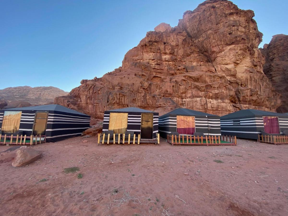 Wadi Rum Moon Light Camp Exteriör bild